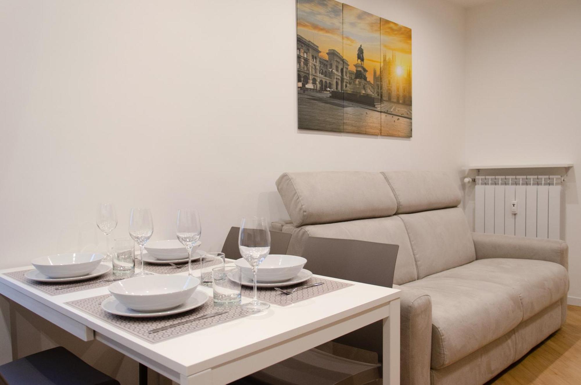 Magnoliaapartments - 5 Nirone Center Milano Eksteriør billede